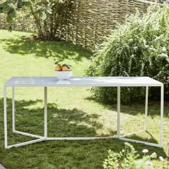 Hot Daylesford Organic Kingham Dining Table, White
