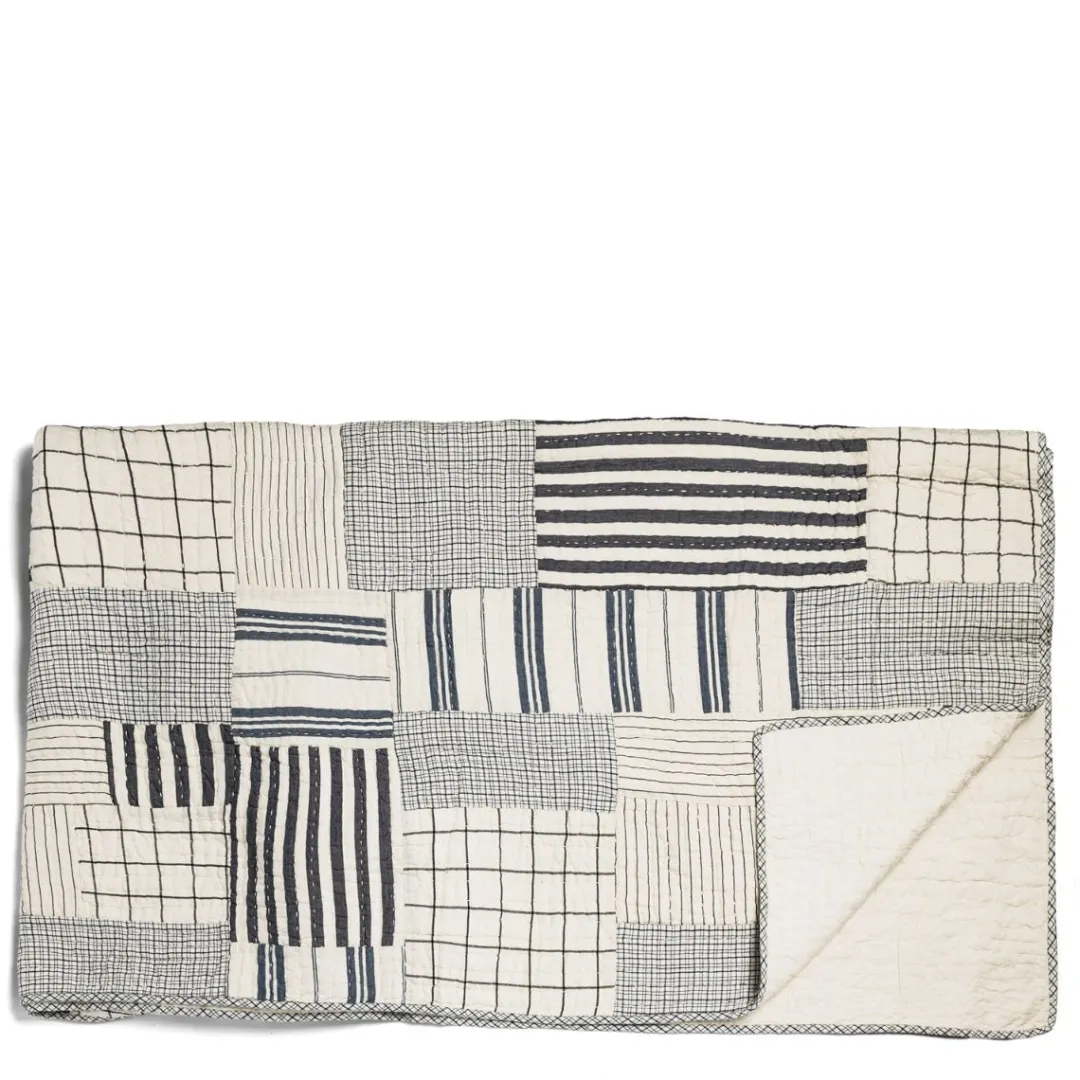 Outlet Daylesford Organic Patchwork Quilt Navy & White Large
